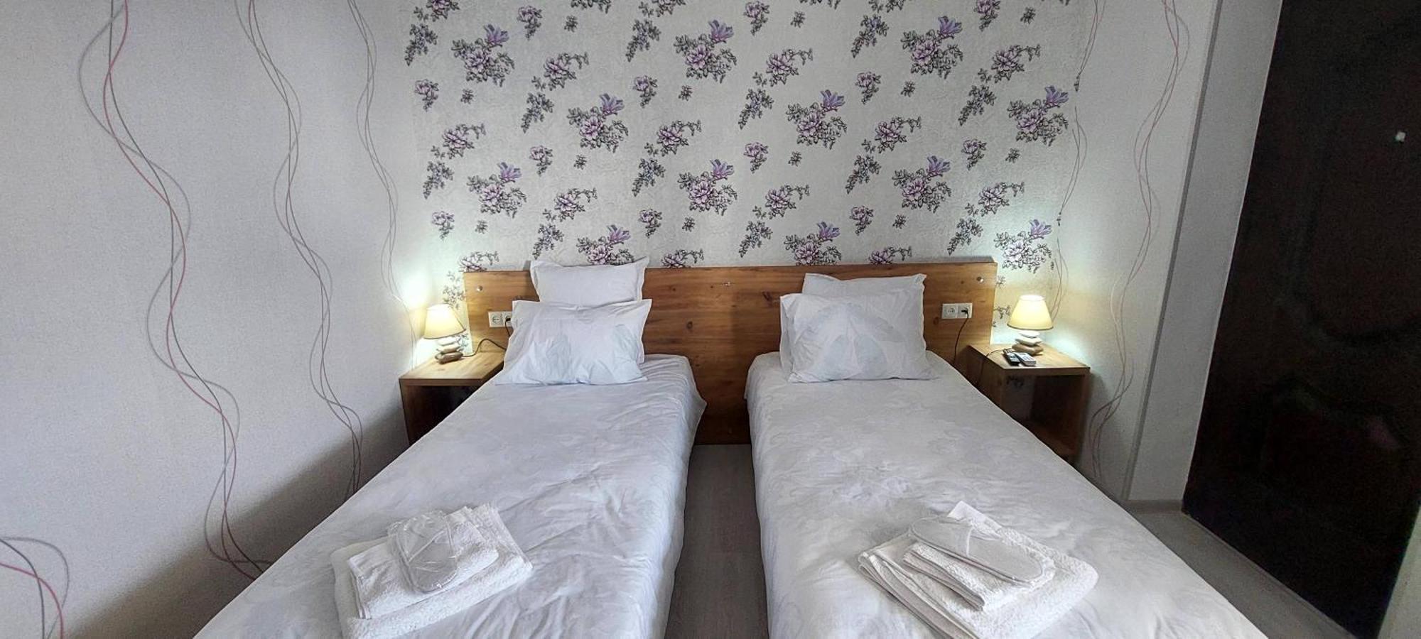 Hilltop Guest House Κουτάισι Εξωτερικό φωτογραφία