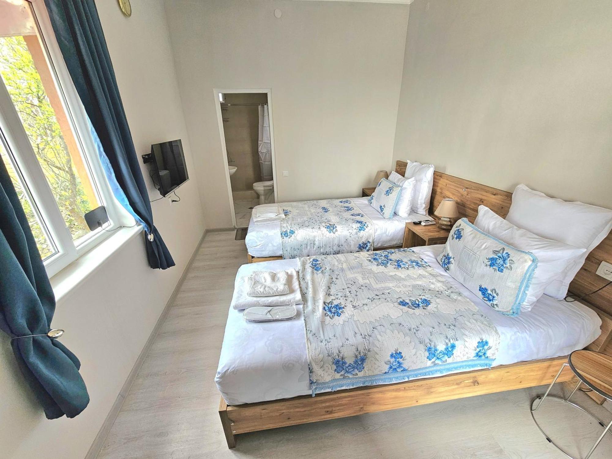 Hilltop Guest House Κουτάισι Εξωτερικό φωτογραφία