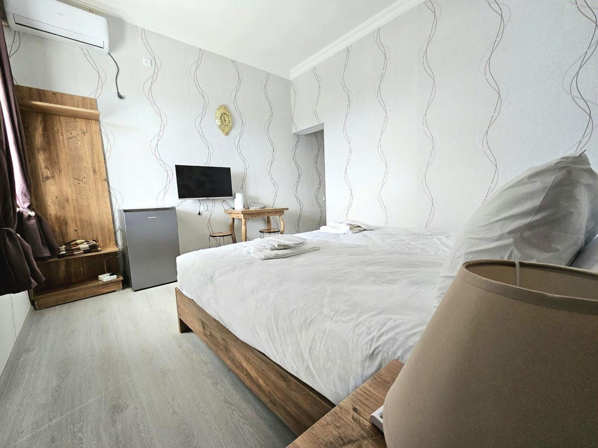 Hilltop Guest House Κουτάισι Εξωτερικό φωτογραφία